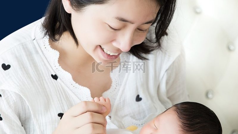 并非所有宝宝都适合进行满月发汗。以下几种情况下的宝宝可以考虑进行：