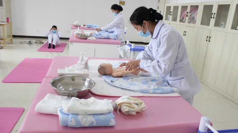 催乳师证报考，揭秘费用构成与报考流程